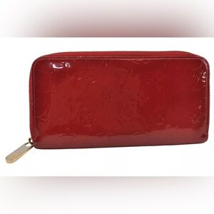 Authentic Louis Vuitton Vernis Zippy Wallet Long Purse Red.